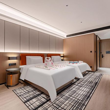 Liang Fan Holiday Inn Kanton Exterior foto