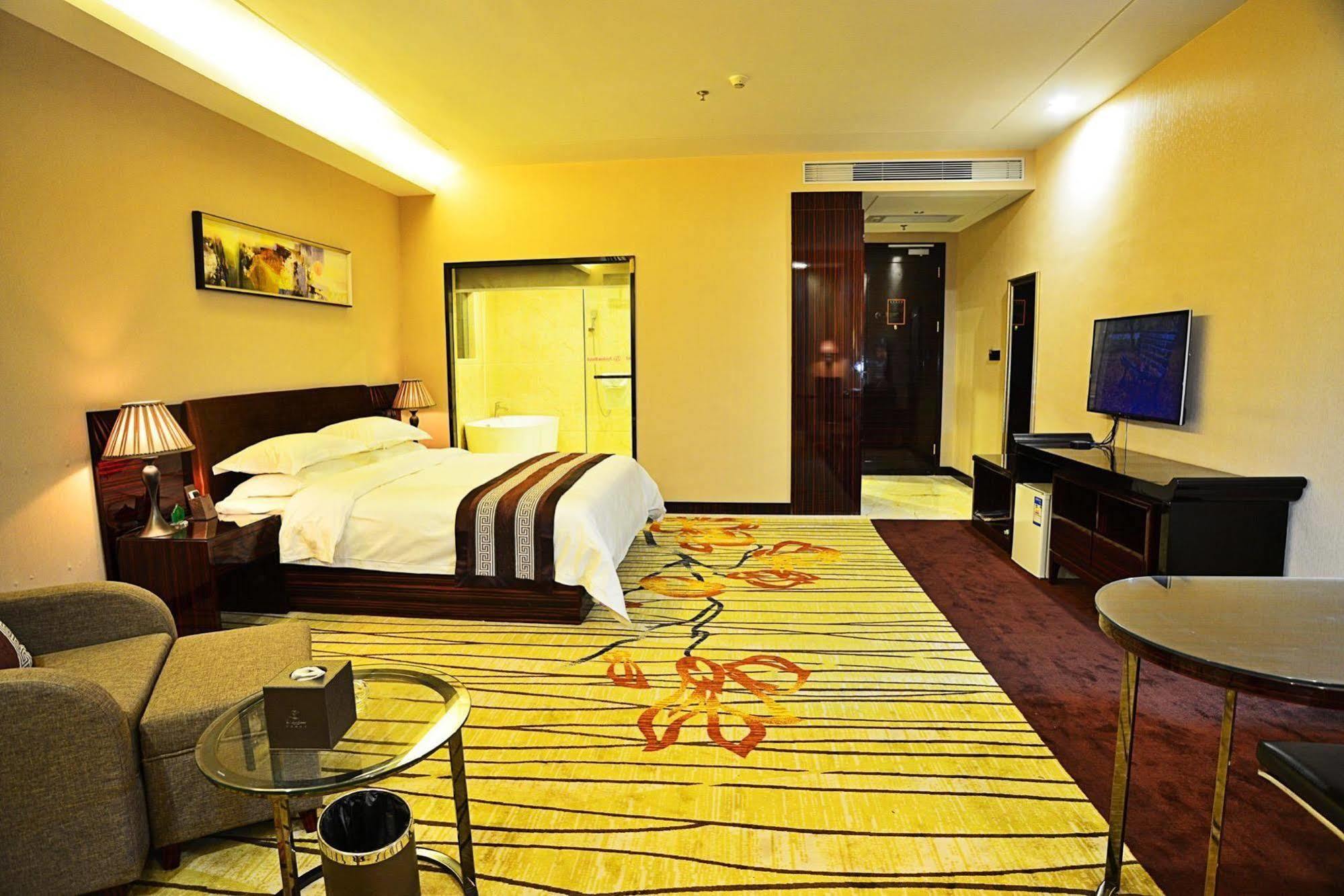 Liang Fan Holiday Inn Kanton Exterior foto